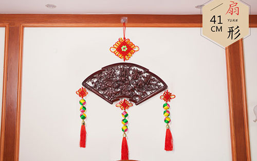 潜山中国结挂件实木客厅玄关壁挂装饰品种类大全